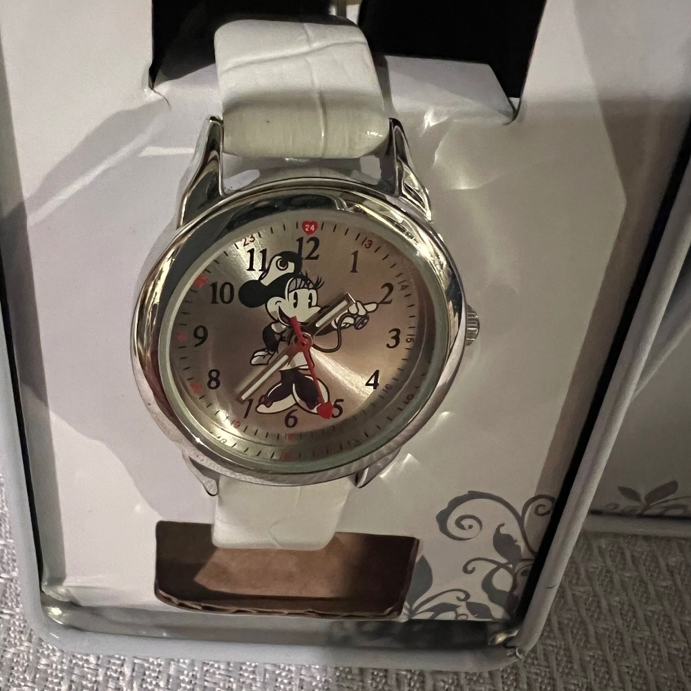 Minnie Mouse Watch